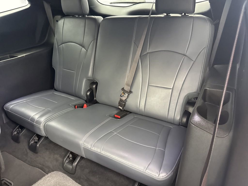 Used 2024 Buick Enclave Premium image 14