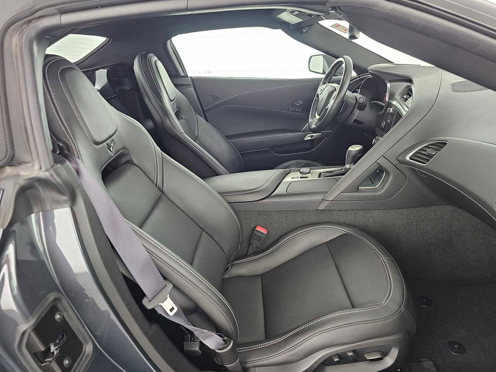 Used 2014 Chevrolet Corvette Stingray Convertible w/ 3LT Preferred Equipment Group image 10