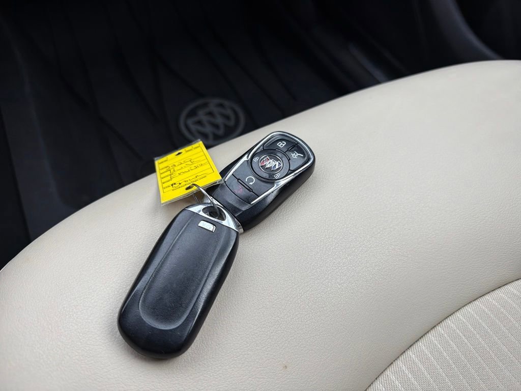 Used 2020 Buick Envision Preferred image 23