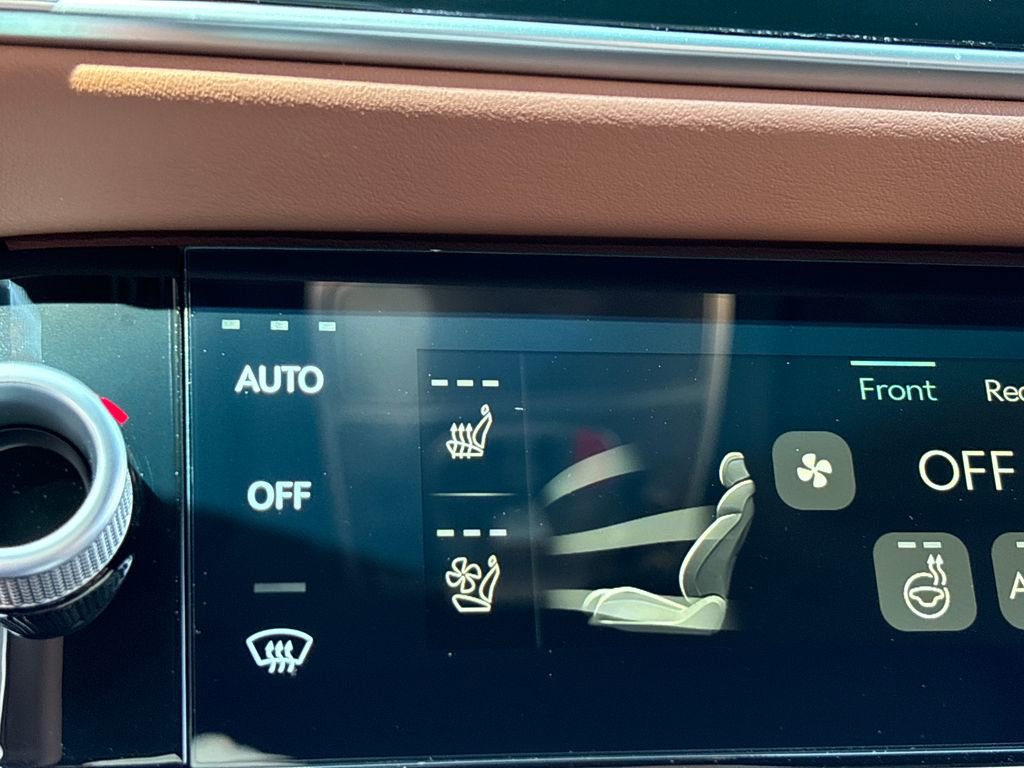 New 2026 Genesis GV70 2.5T Advanced image 18