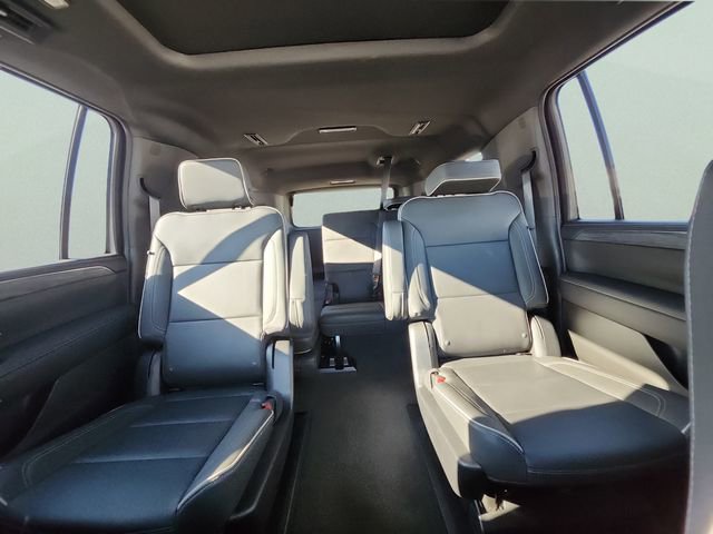 Used 2023 GMC Yukon XL SLT image 17