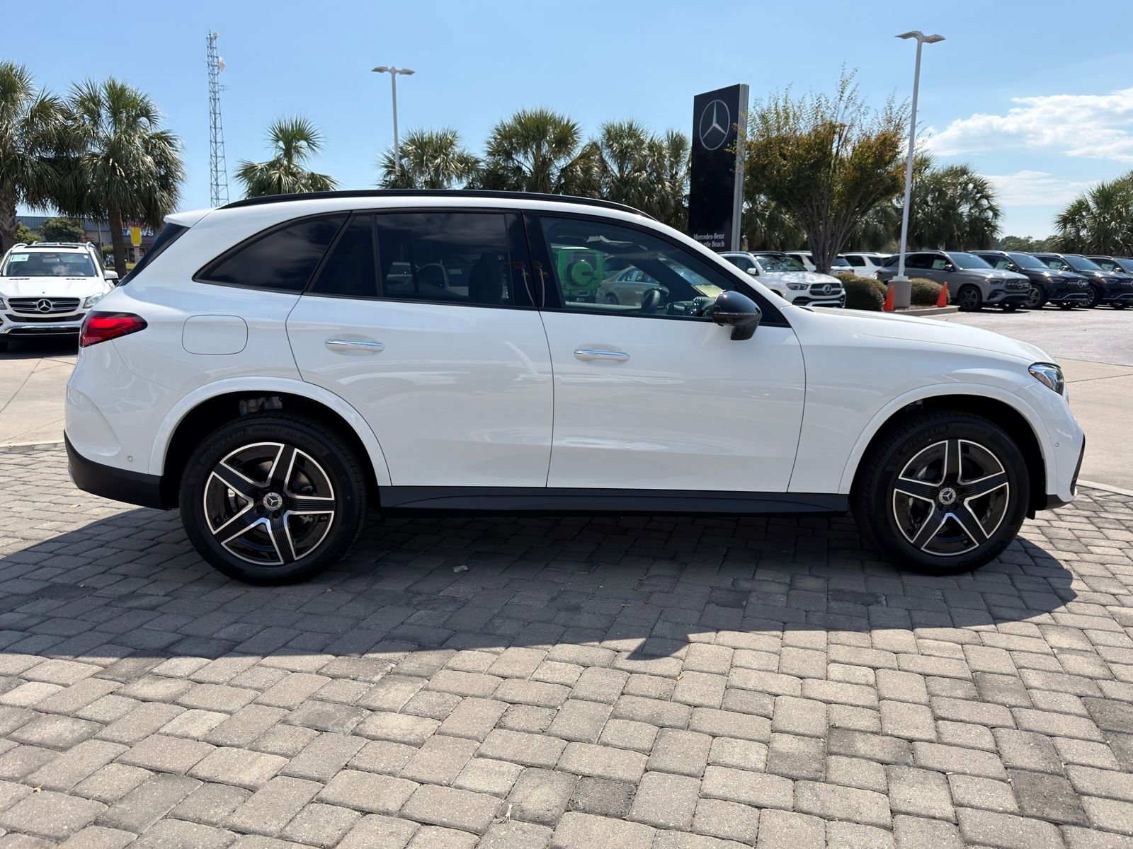 Used 2026 Mercedes-Benz GLC 300 image 8