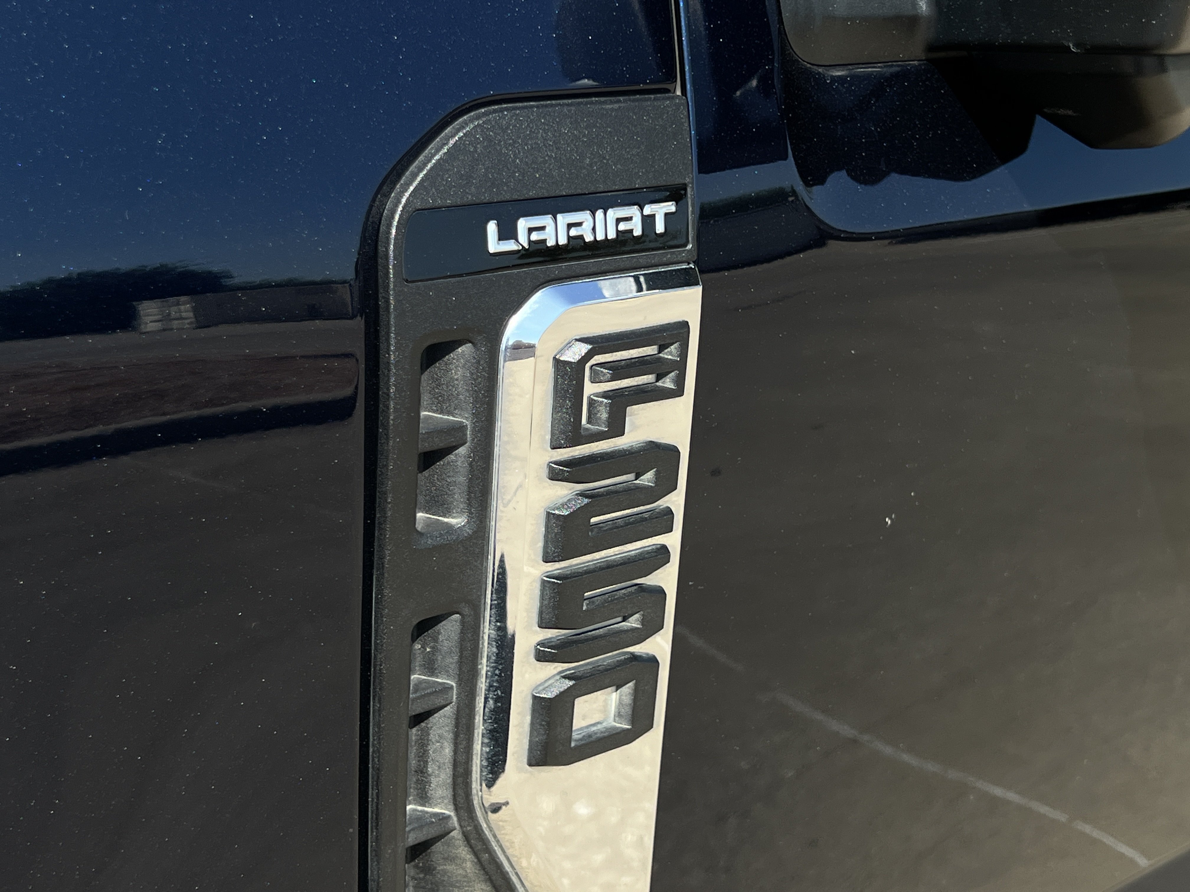 Used 2023 Ford F250 Lariat w/ Lariat Ultimate Package AWD/4WD image 31