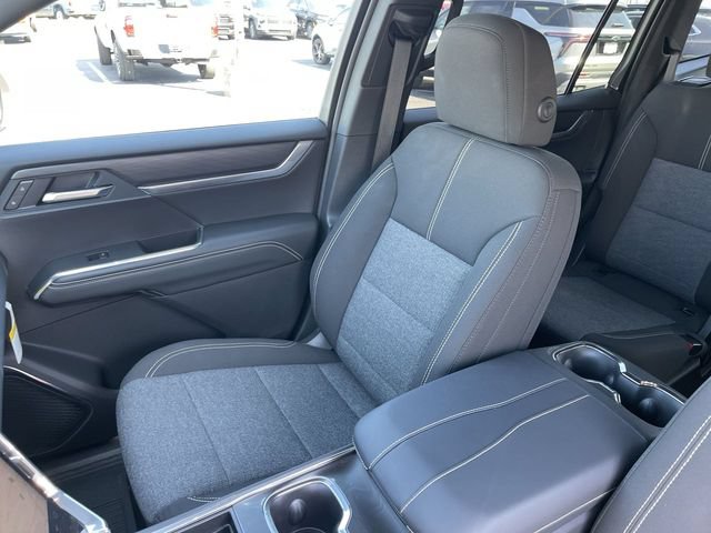 New 2026 GMC Acadia Elevation w/ Black Edition AWD/4WD image 24