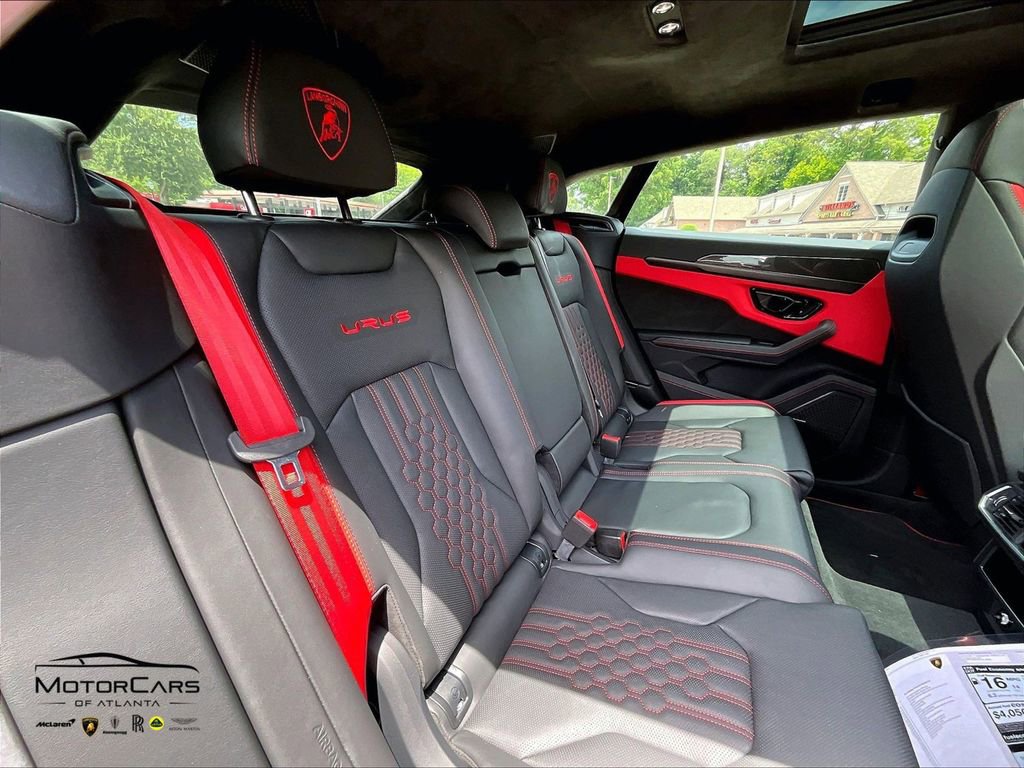 Used 2024 Lamborghini Urus S AWD/4WD image 26