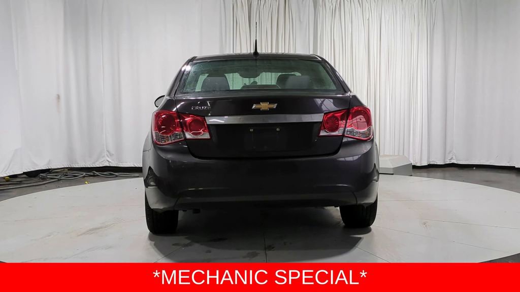 Used 2014 Chevrolet Cruze LS image 7