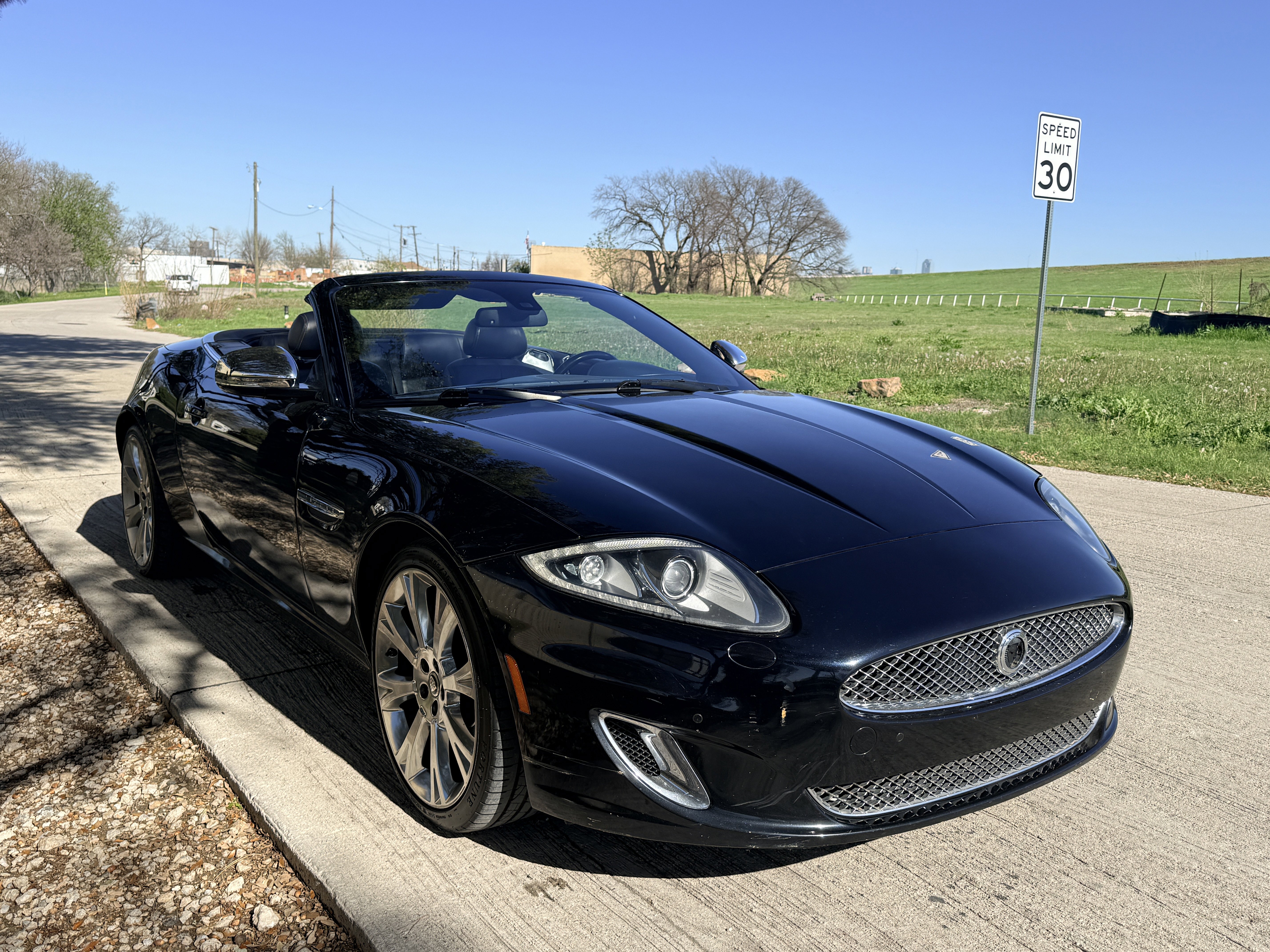 Used 2013 Jaguar XK Convertible RWD image 25