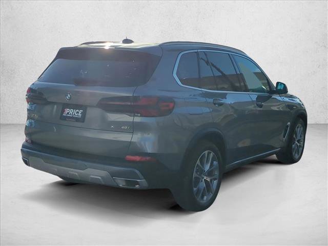 Certified 2025 BMW X5 xDrive40i w/ Parking Assistance Package image 5