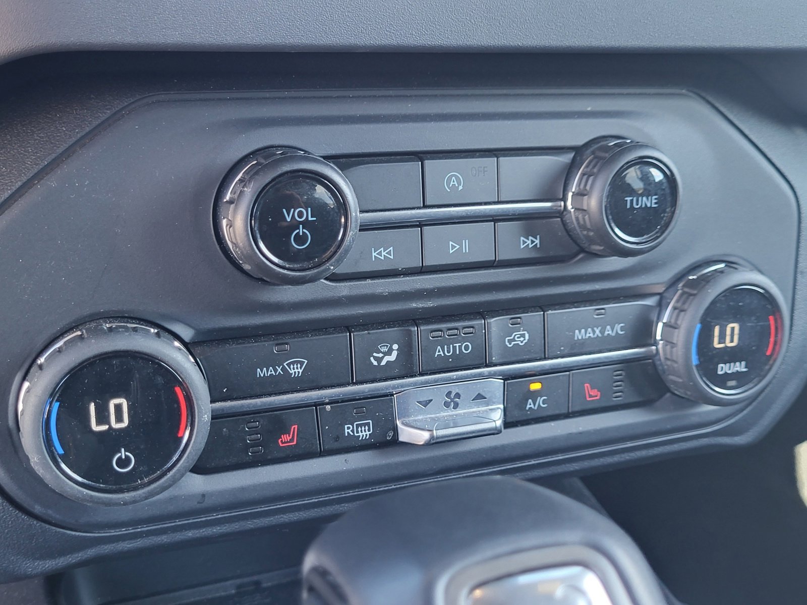 Used 2025 Ford Bronco Big Bend image 34