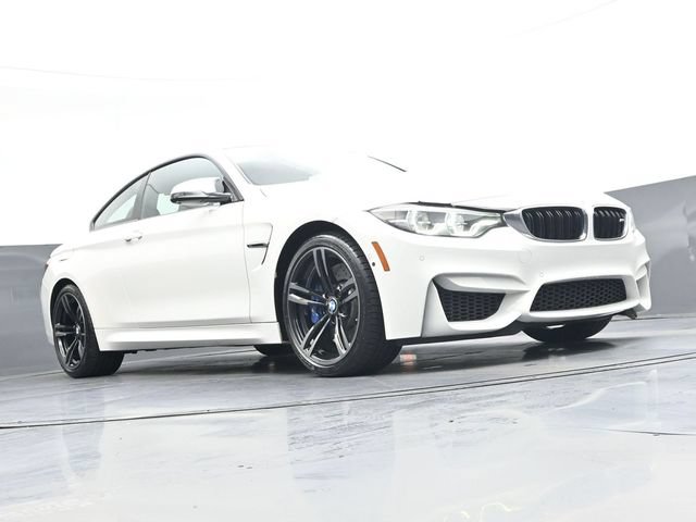 Used 2018 BMW M4 Coupe RWD image 31