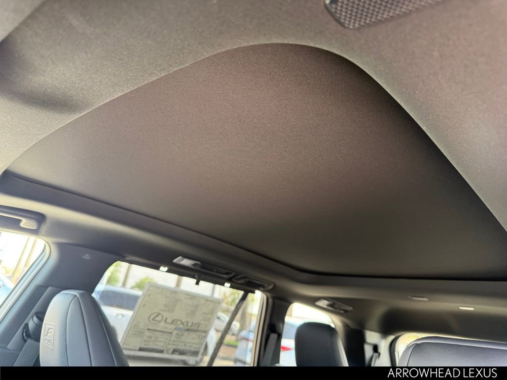 New 2026 Lexus TX 500h AWD image 25