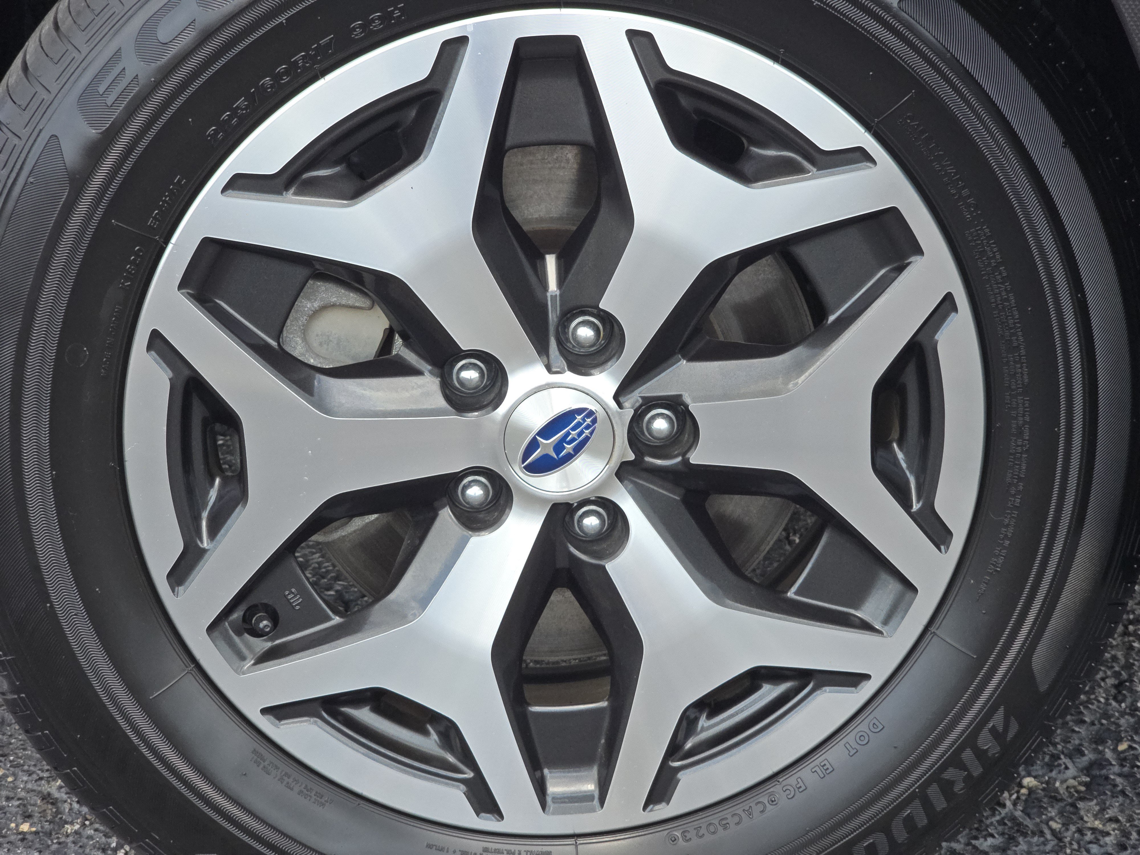 Certified 2024 Subaru Forester Premium AWD/4WD image 14
