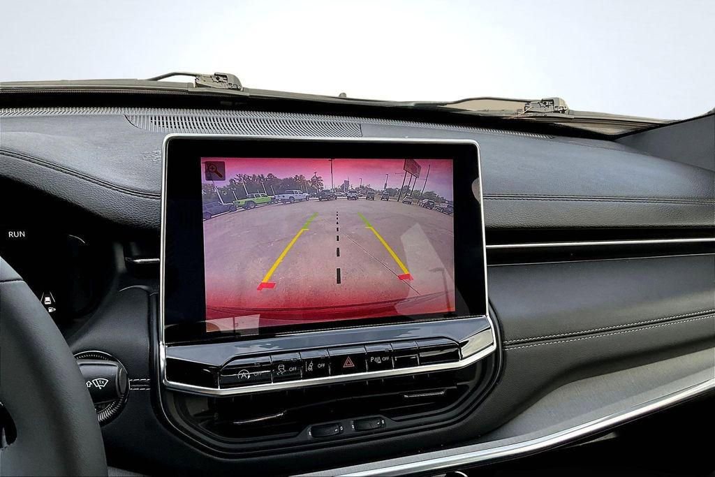 Used 2023 Jeep Compass High Altitude image 21