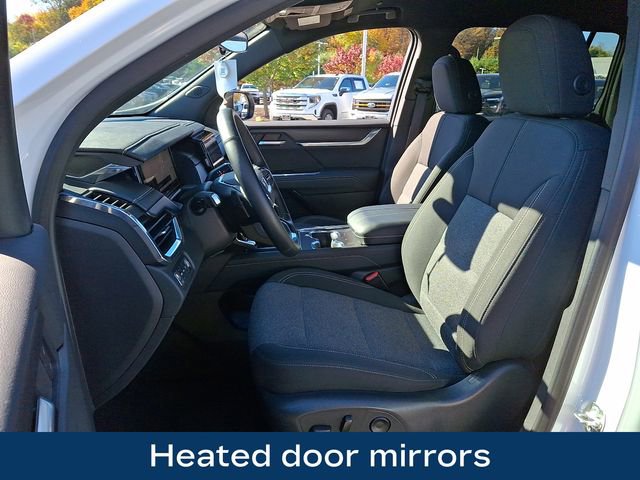 Used 2025 GMC Acadia Elevation image 18