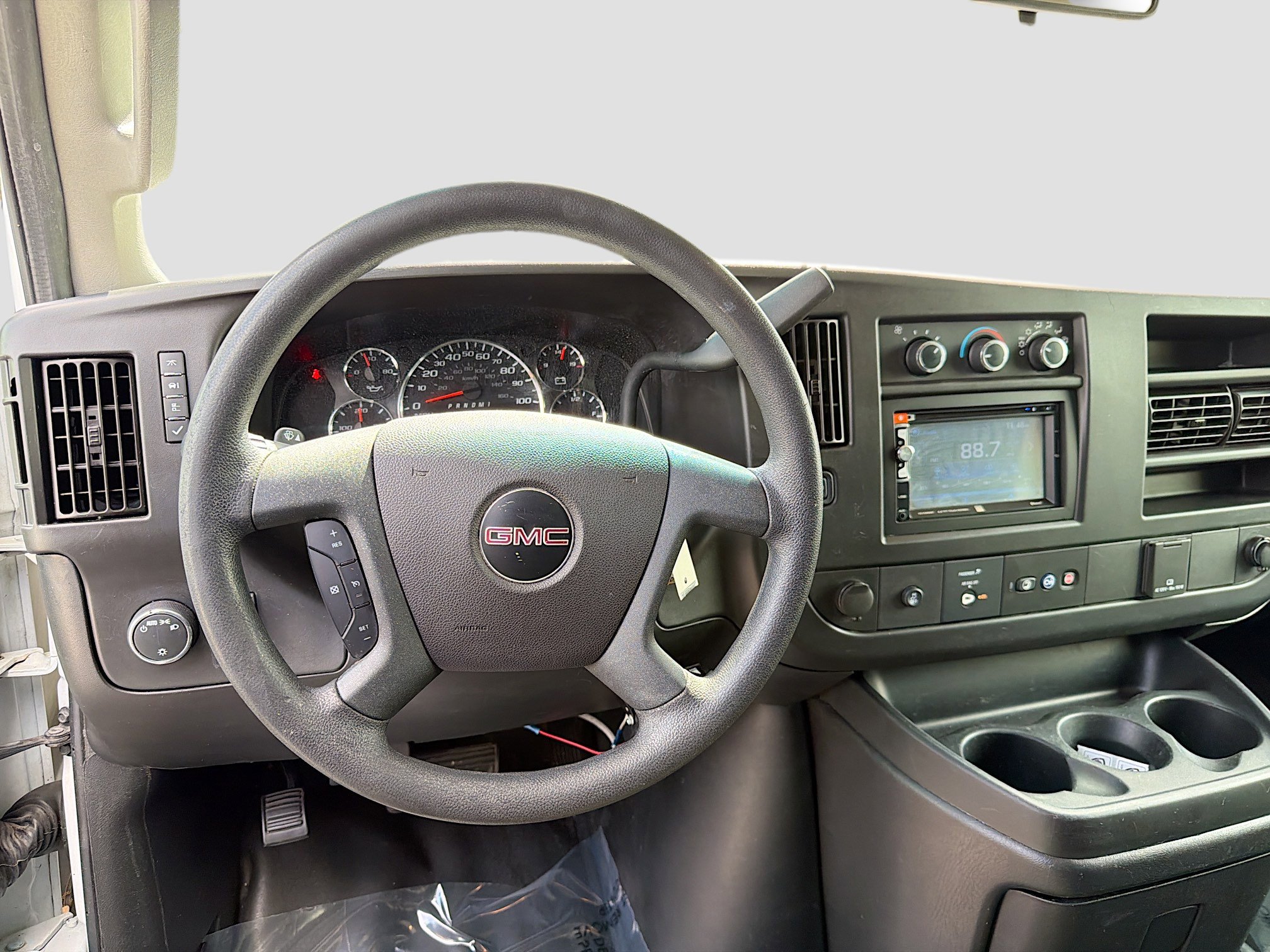Used 2019 GMC Savana 2500 w/ Driver Convenience Package image 15