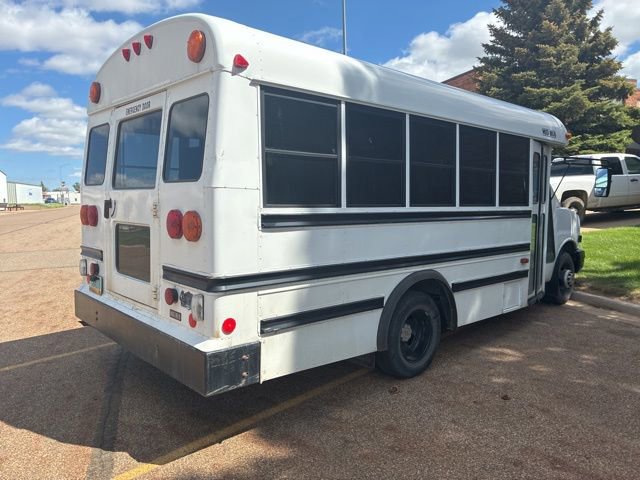 Used 2006 Chevrolet Express 3500 w/ School Bus Package RWD image 2