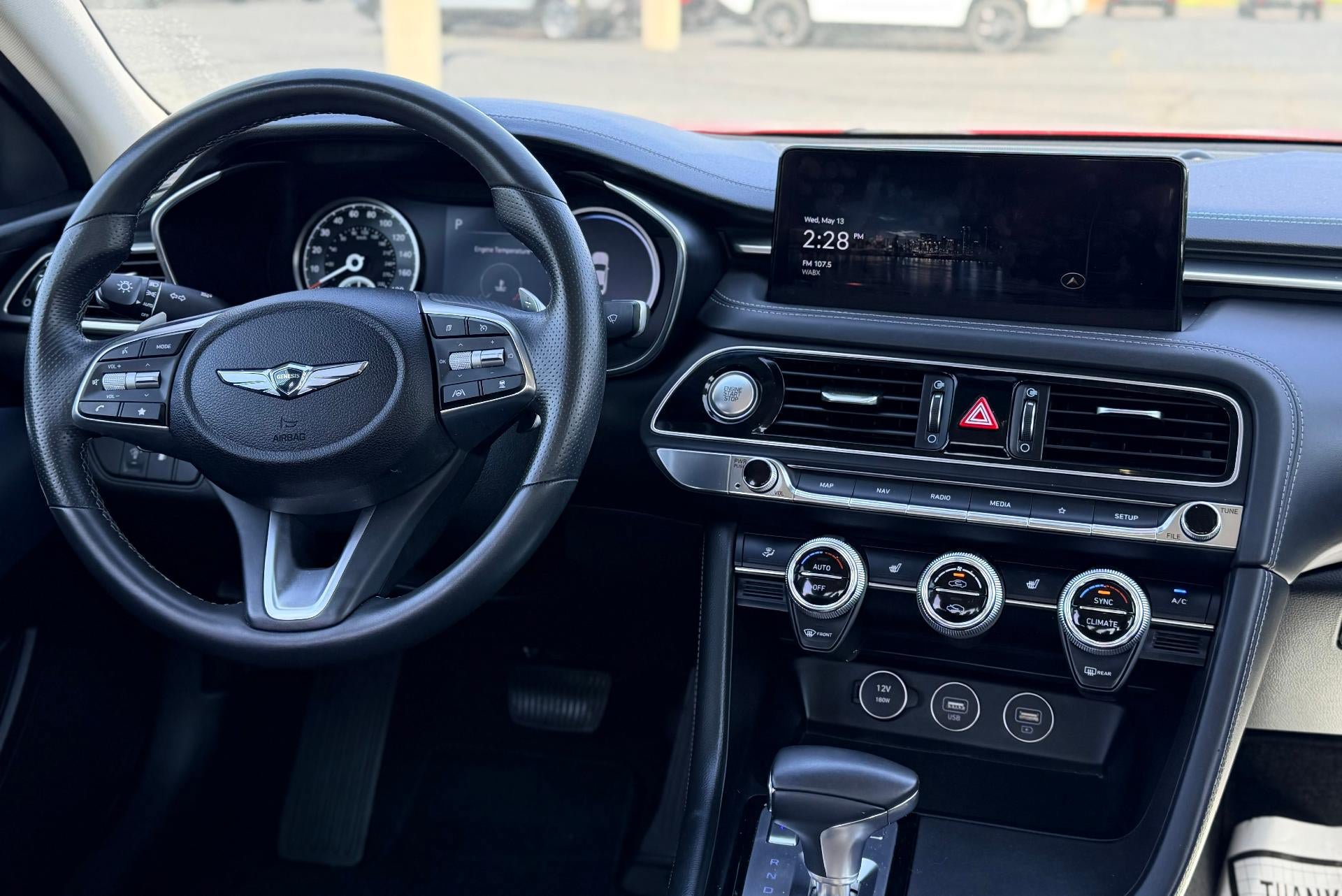 Used 2023 Genesis G70 2.0T RWD image 10