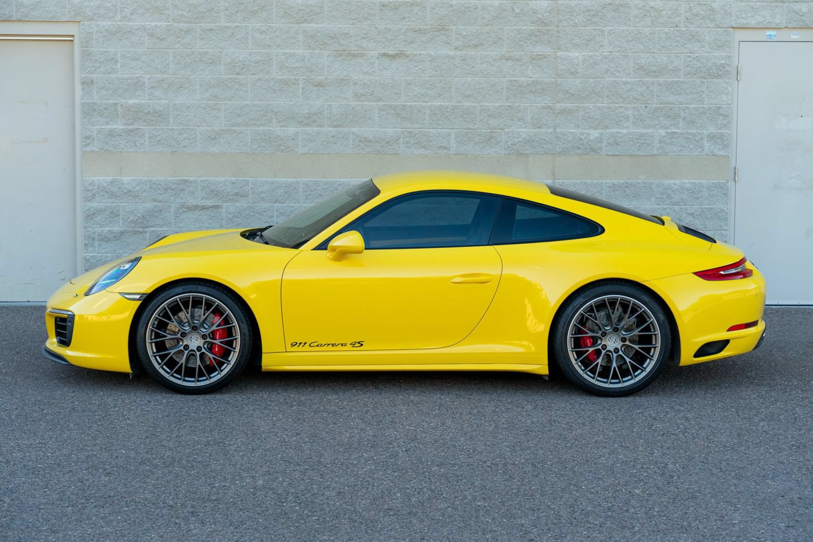 Used 2017 Porsche 911 Carrera 4S AWD/4WD image 26