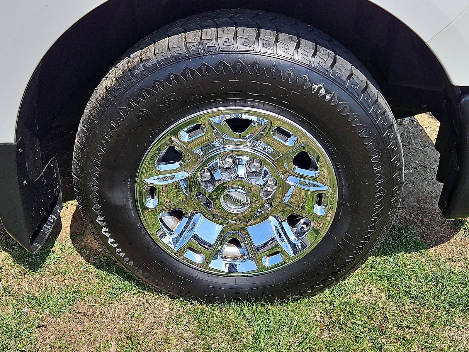 Used 2018 Nissan NV 1500 SV image 8