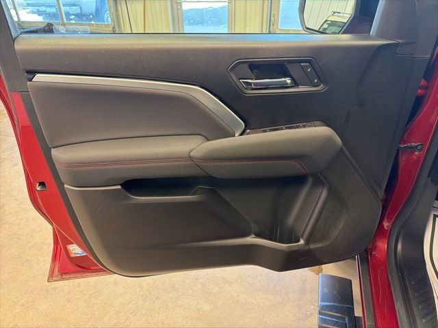 Used 2023 Chevrolet Colorado Z71 w/ Z71 Convenience Package 2 image 14