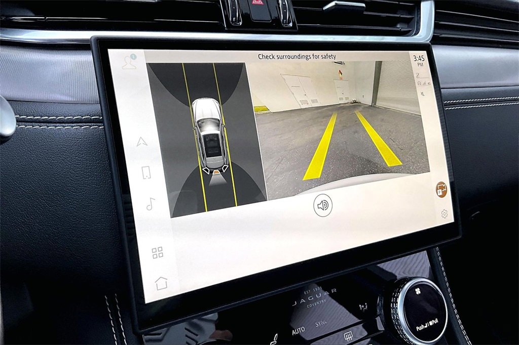 Used 2025 Jaguar F-PACE R-Dynamic S image 14