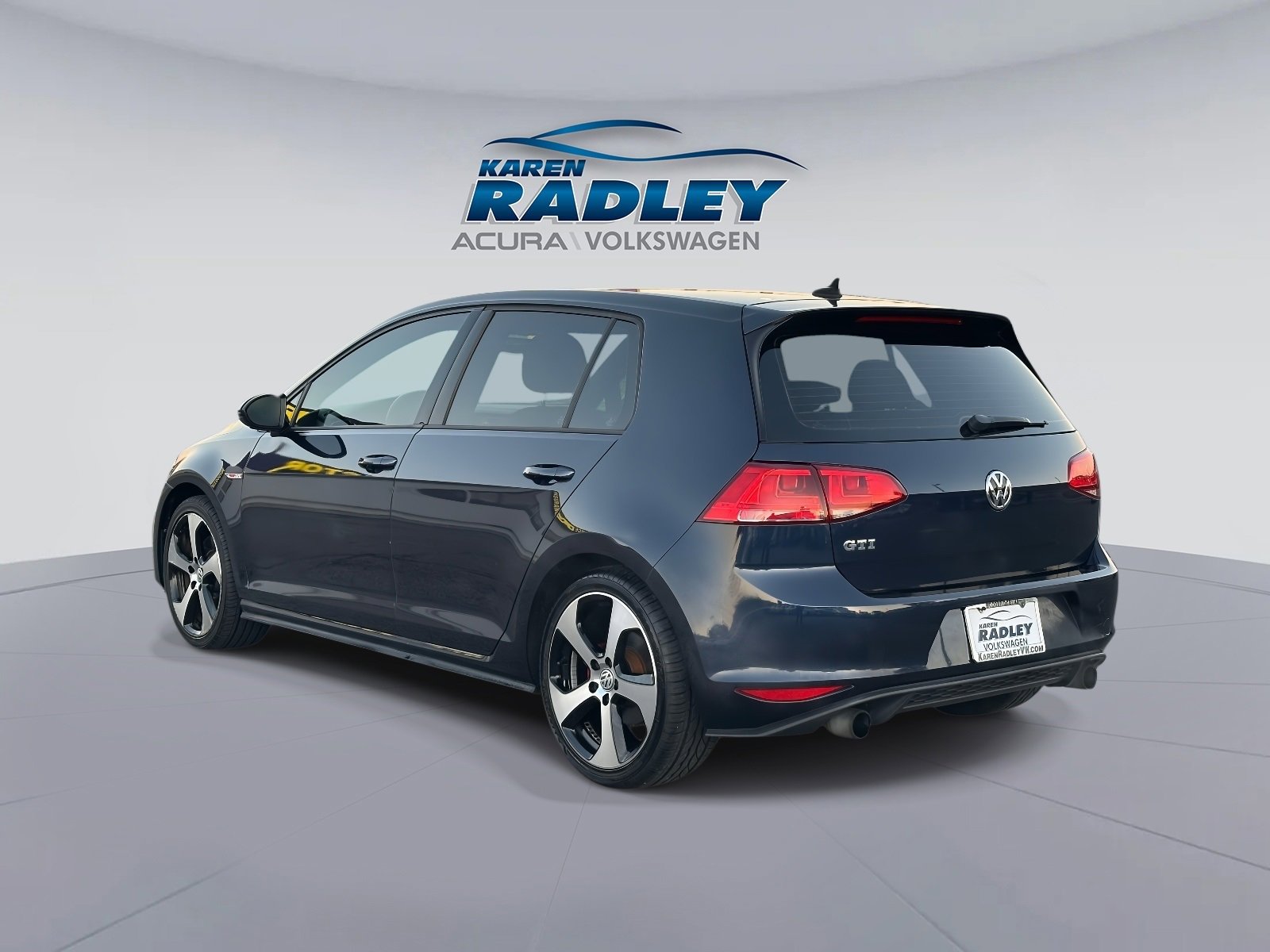 Used 2016 Volkswagen GTI S image 4