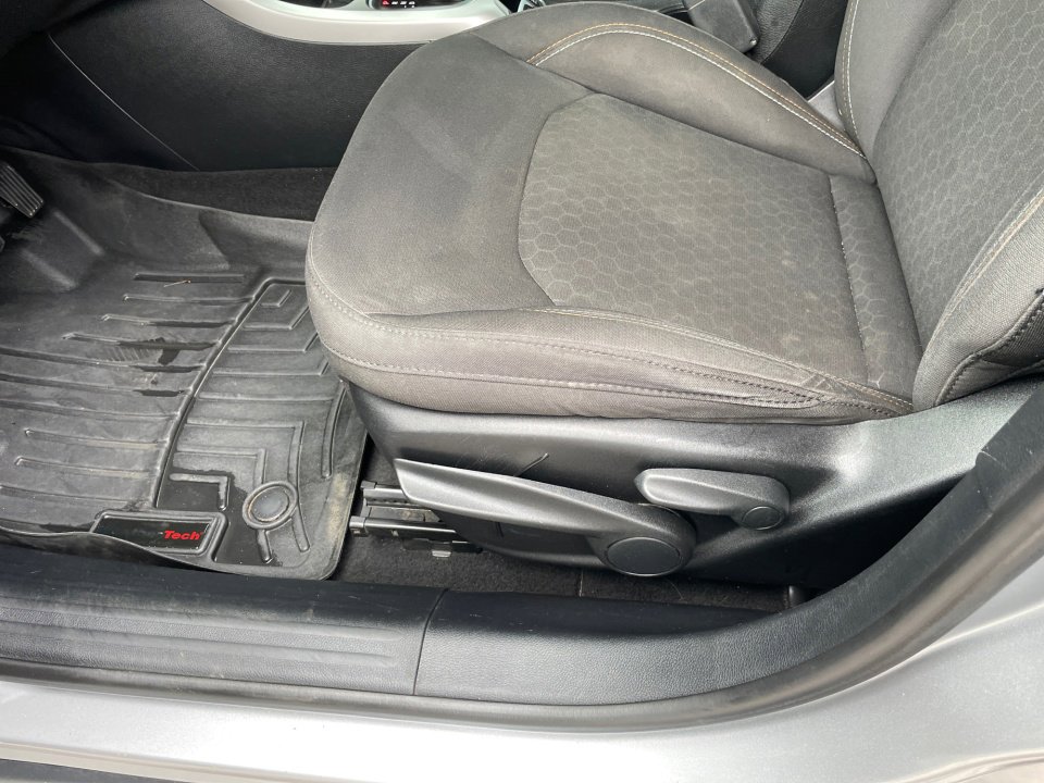 Used 2018 Jeep Compass Sport image 38