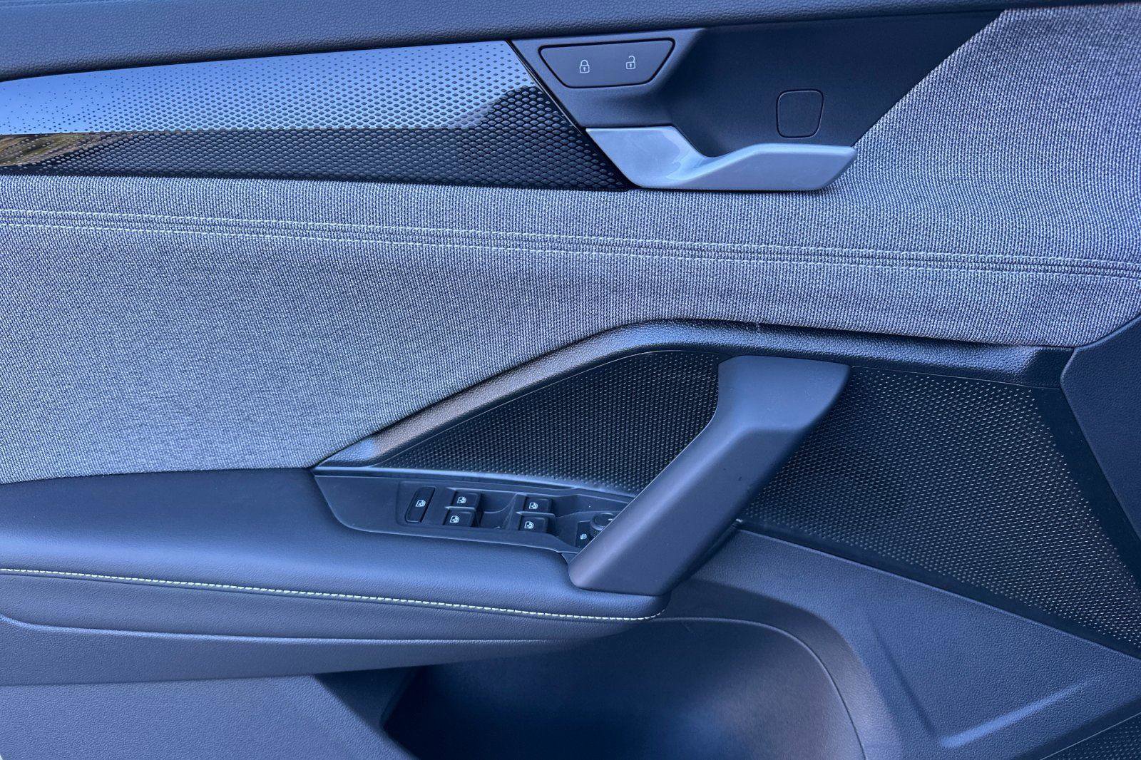 New 2026 Volkswagen Tiguan S image 10