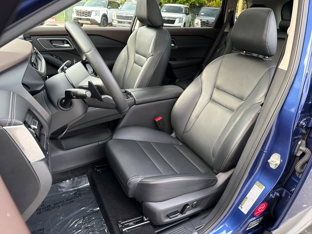 Used 2021 Nissan Rogue SL w/ Premium Package FWD image 32