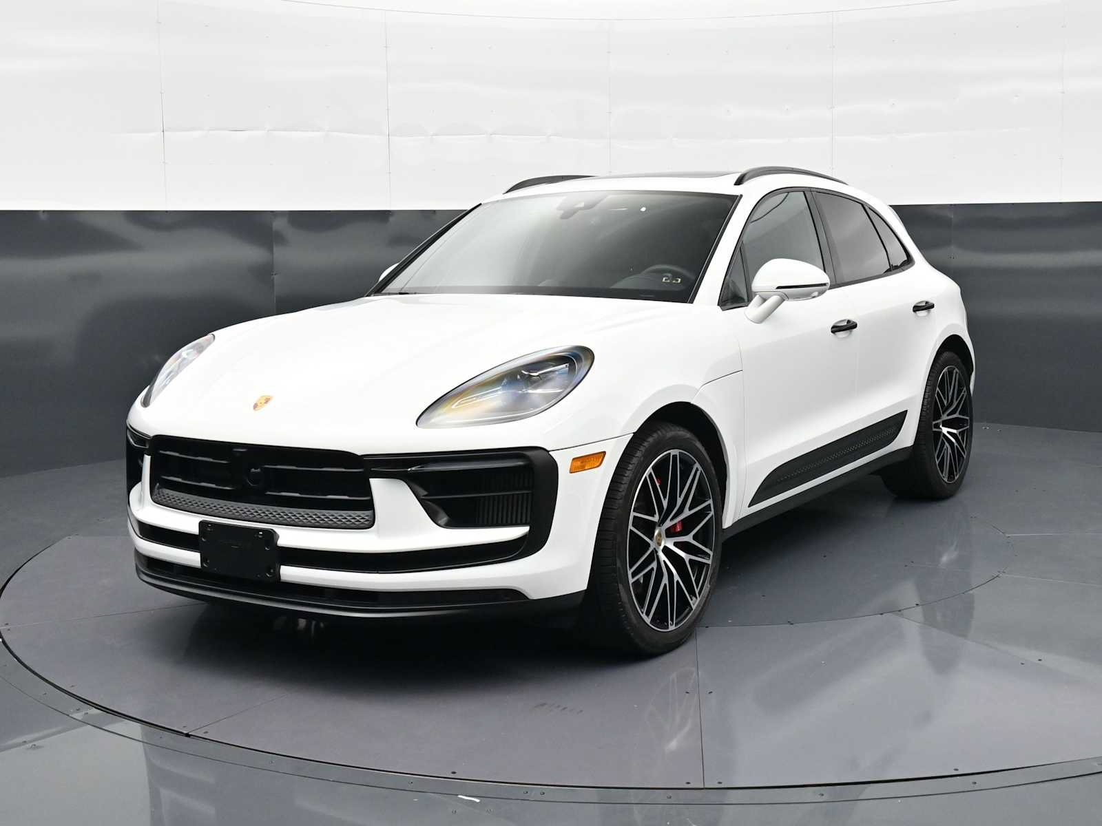 Certified 2023 Porsche Macan S
