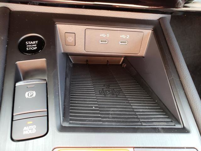 New 2026 Nissan Kicks SR w/ Cold Weather Package AWD/4WD image 17