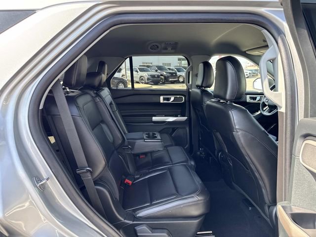 Used 2023 Ford Explorer XLT w/ Equipment Group 202A image 16