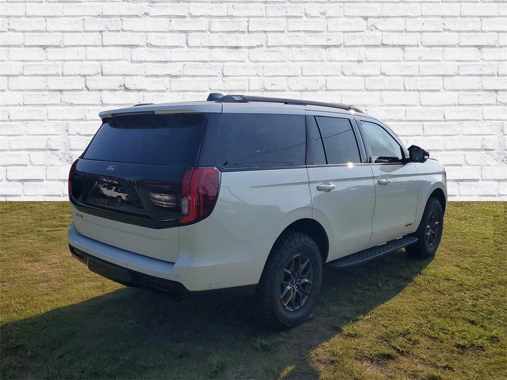 New 2025 Ford Expedition Tremor image 2