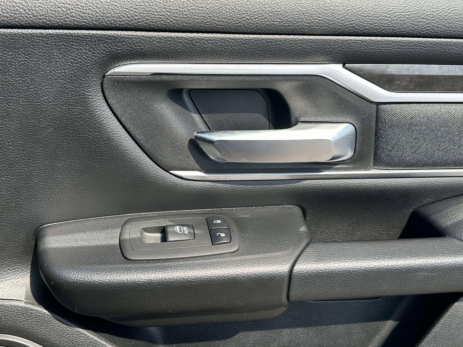 Used 2022 RAM 1500 Big Horn AWD/4WD image 21