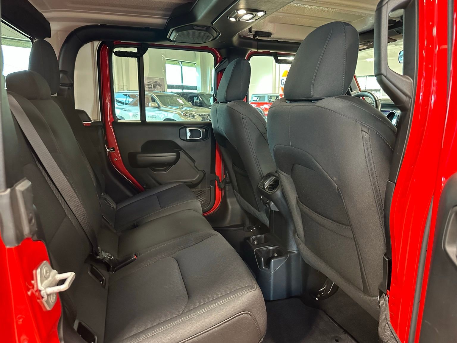 Used 2021 Jeep Gladiator Willys image 31