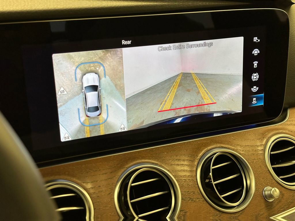 Used 2023 Mercedes-Benz E 350 4MATIC Sedan image 21