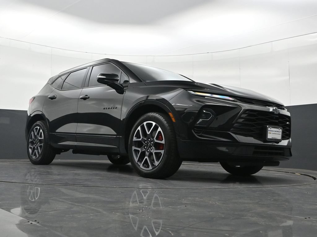 Certified 2023 Chevrolet Blazer RS w/ Driver Confidence II Package AWD/4WD image 36