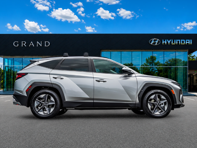 New 2026 Hyundai Tucson SEL Plus FWD image 7