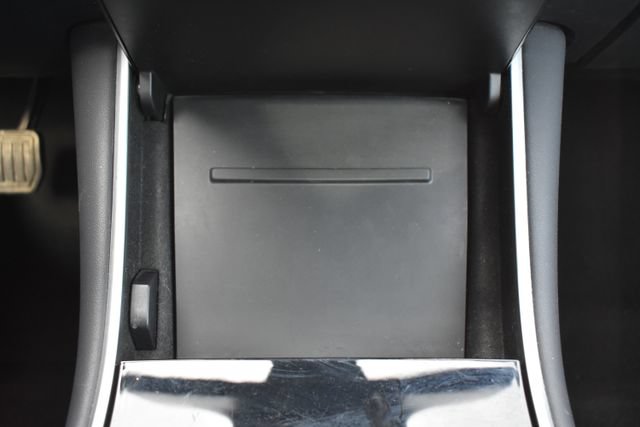 Used 2018 Tesla Model 3 Long Range RWD image 25