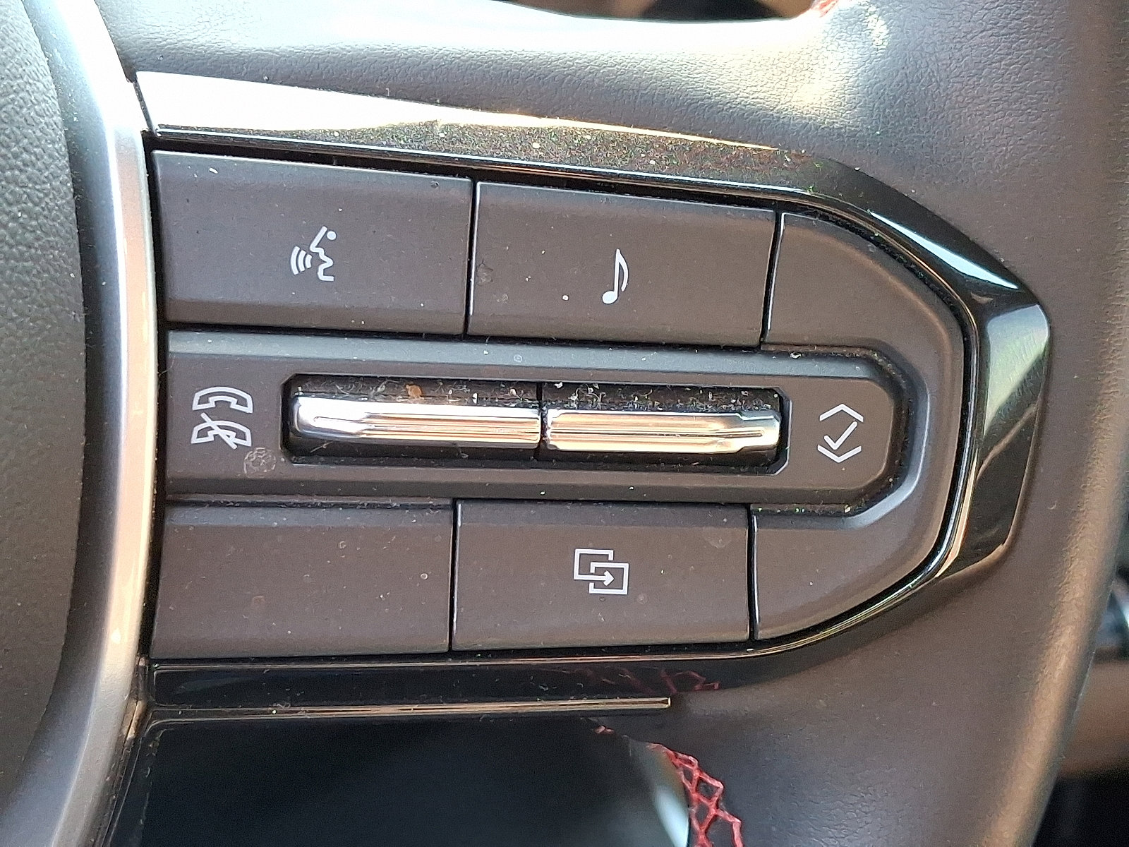 Certified 2023 Chevrolet Colorado Z71 w/ Z71 Convenience Package 2 image 23