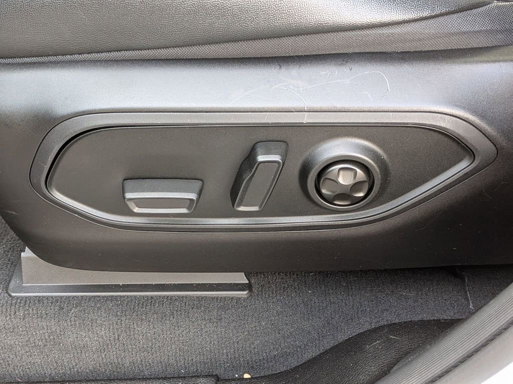 Used 2024 Jeep Grand Cherokee Limited AWD/4WD image 13