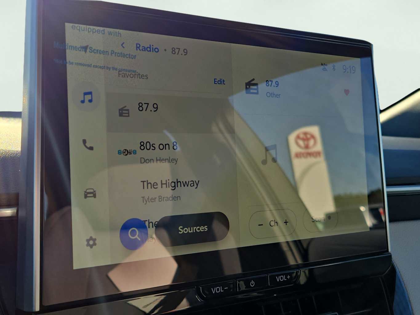 Used 2026 Toyota Corolla SE w/ SE Package image 41