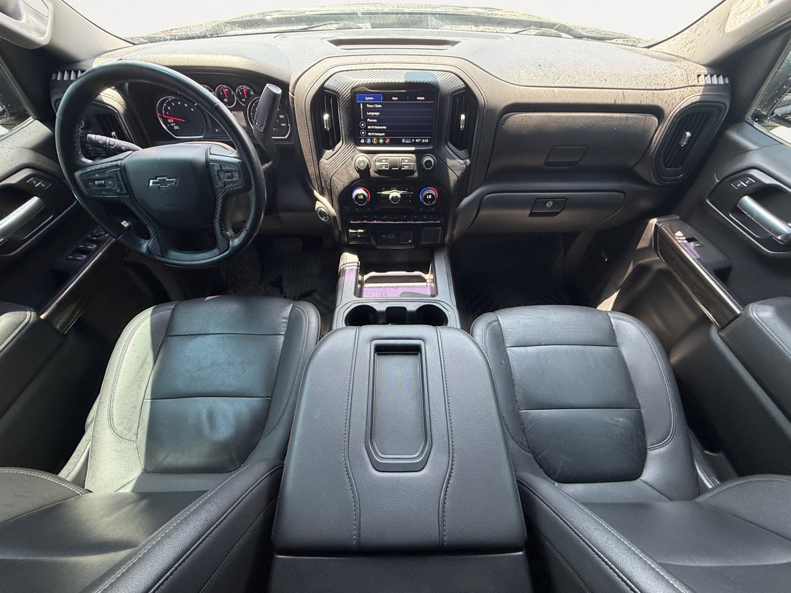 Used 2021 Chevrolet Silverado 1500 LT Trail Boss w/ Convenience Package II AWD/4WD image 2
