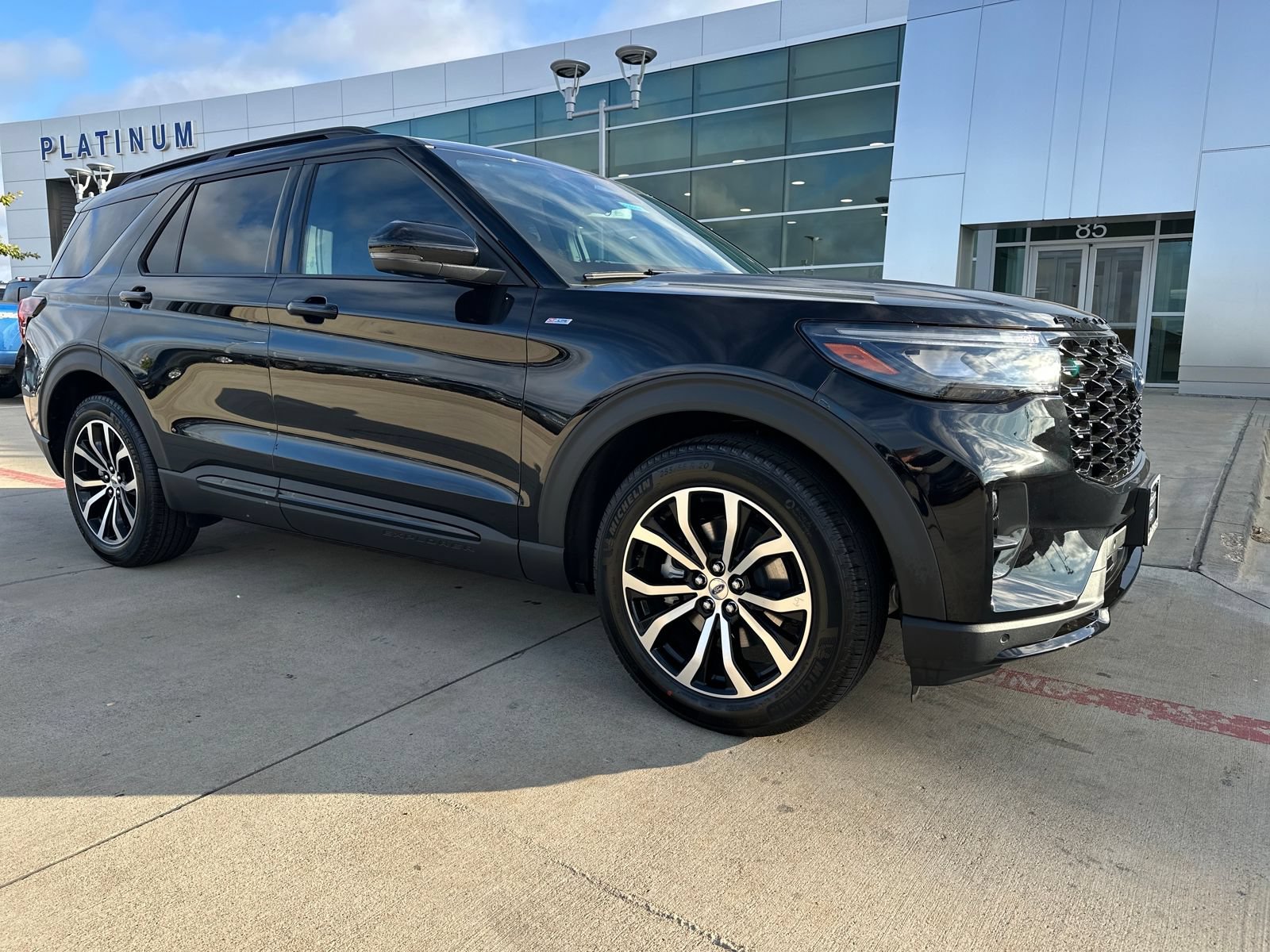 New 2026 Ford Explorer ST-Line w/ Premium Package RWD image 7