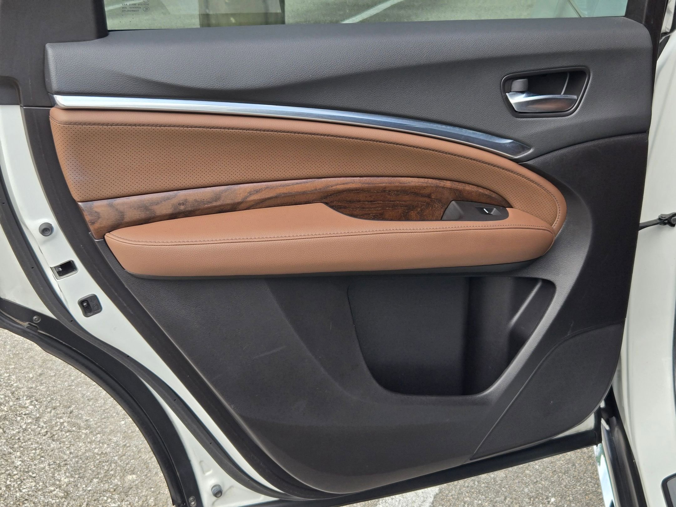 Certified 2020 Acura MDX FWD w/ Technology Package image 16
