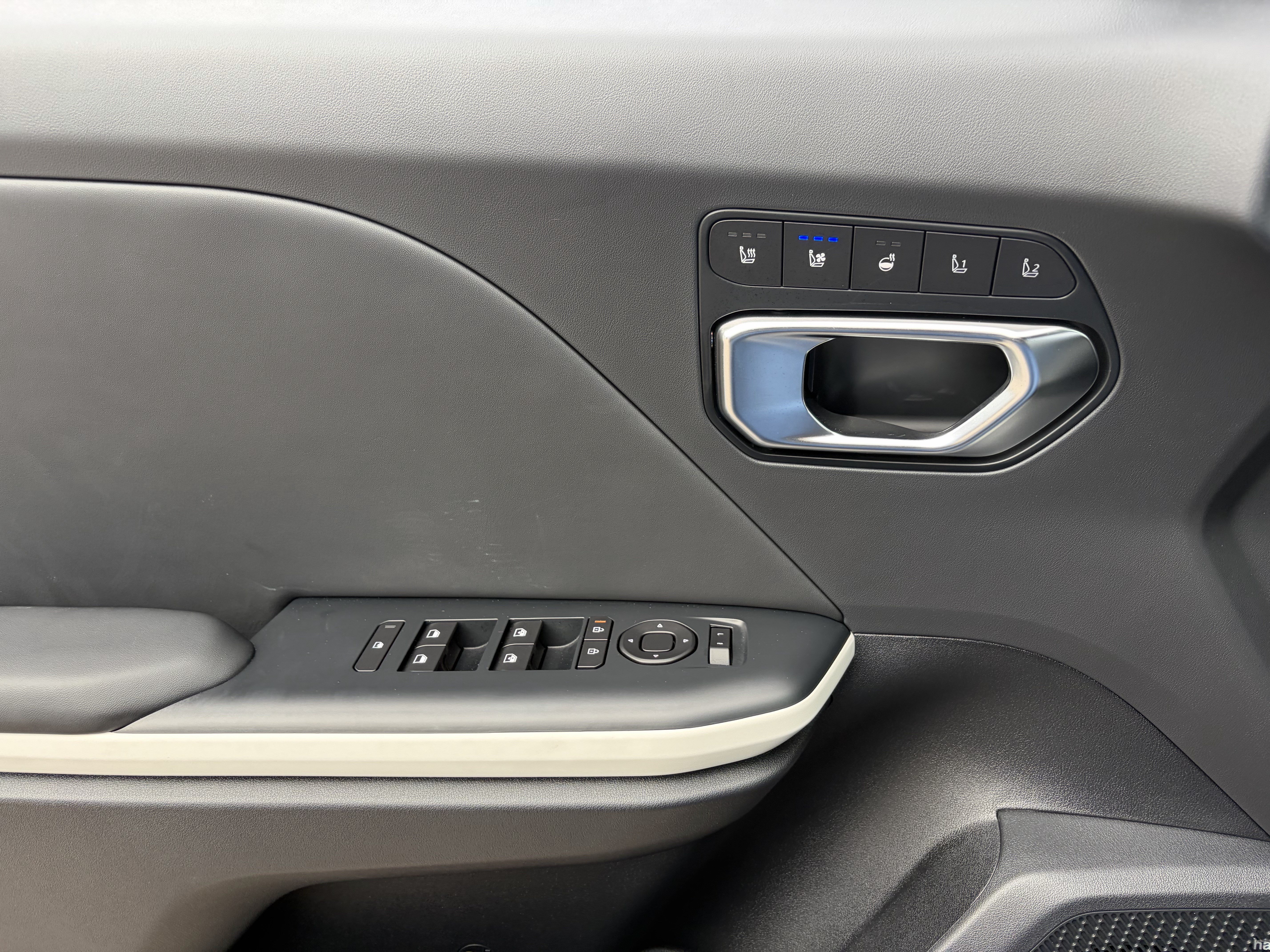 New 2026 Kia K4 GT-Line Turbo w/ GT-Line Premium Package FWD image 20
