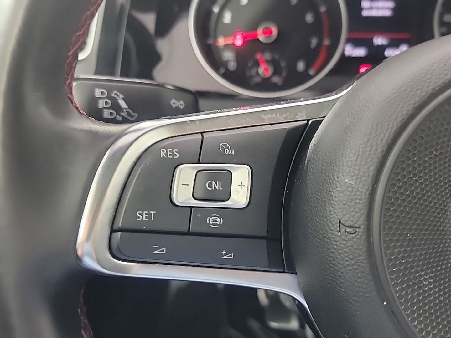 Used 2020 Volkswagen GTI Autobahn image 27