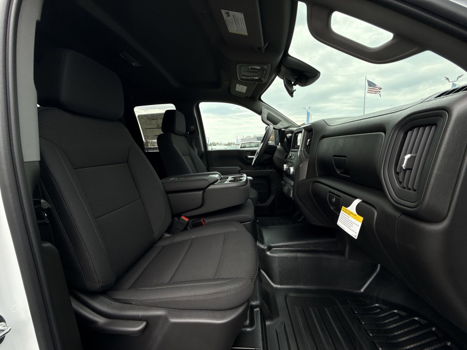 New 2026 GMC Sierra 2500 Pro w/ Convenience Package image 25