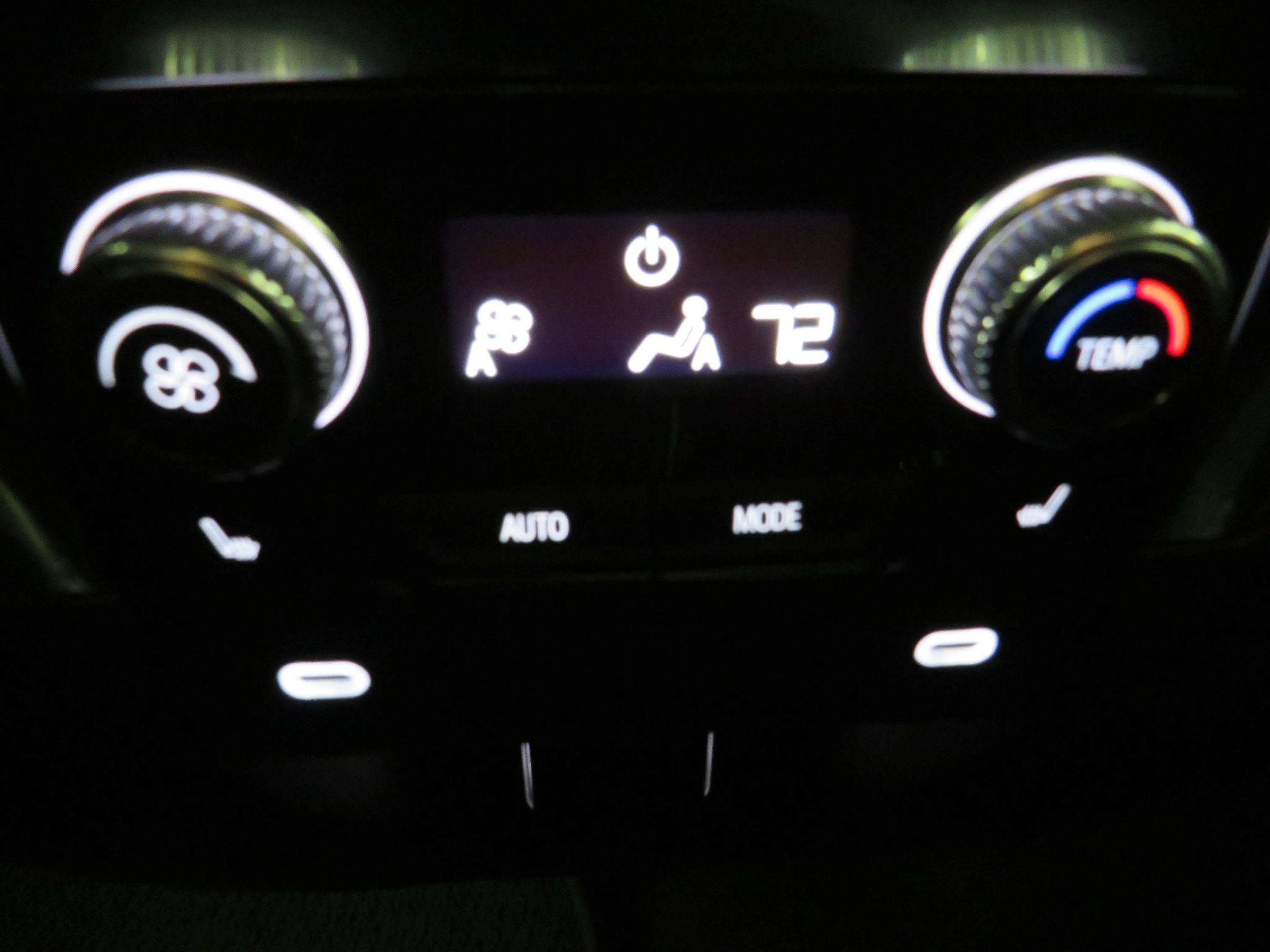 Used 2022 GMC Yukon XL Denali w/ Advanced Technology Package image 44