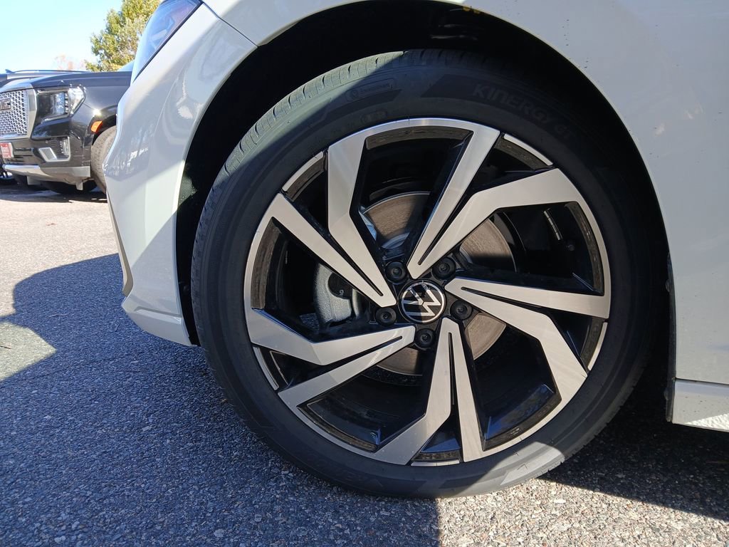 New 2026 Volkswagen Jetta SEL FWD image 27